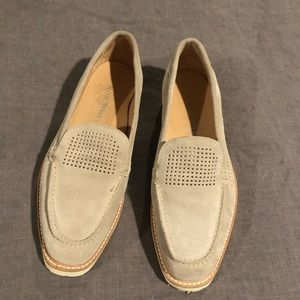 Gorgeous Italian suede Ron white loafers.